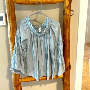 Off the shoulder flowy babydoll top
